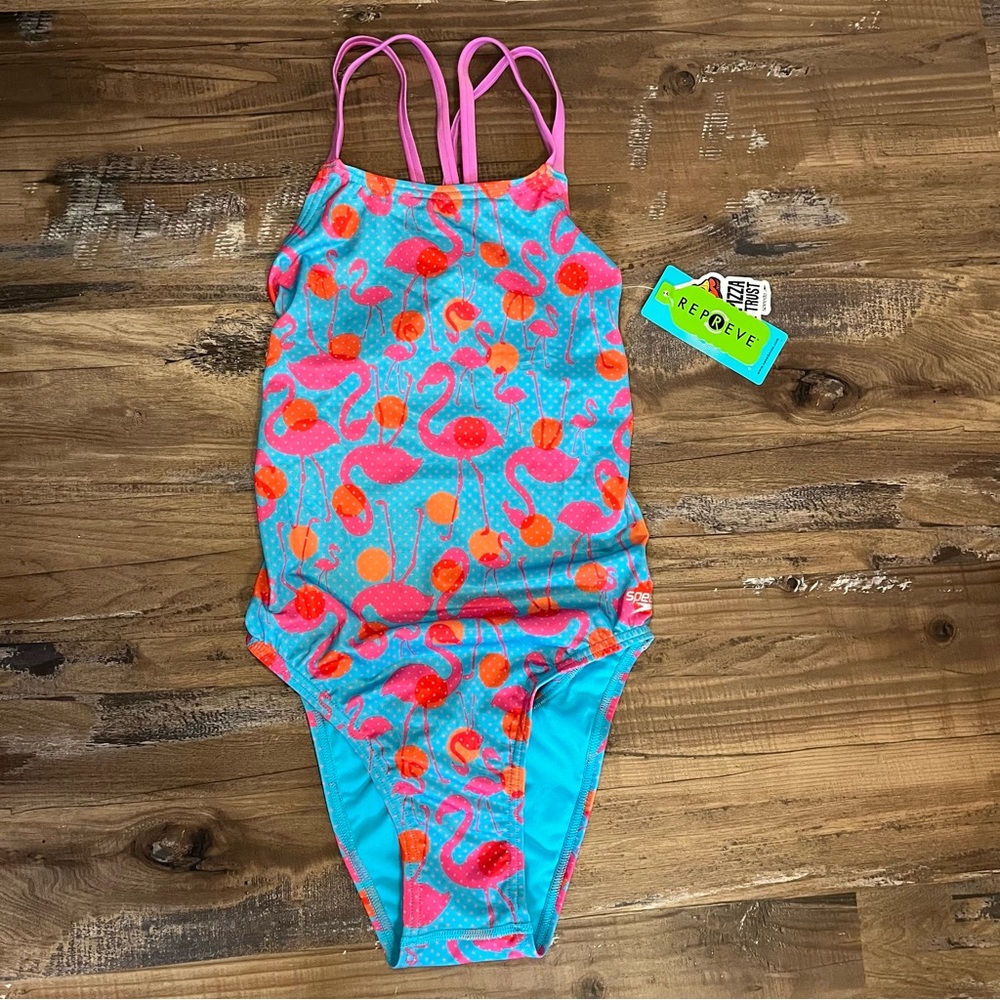 Speedo Eco Endurance Cheeky Fit Flamingo Dot Pattern
One Piece Swimsuit
